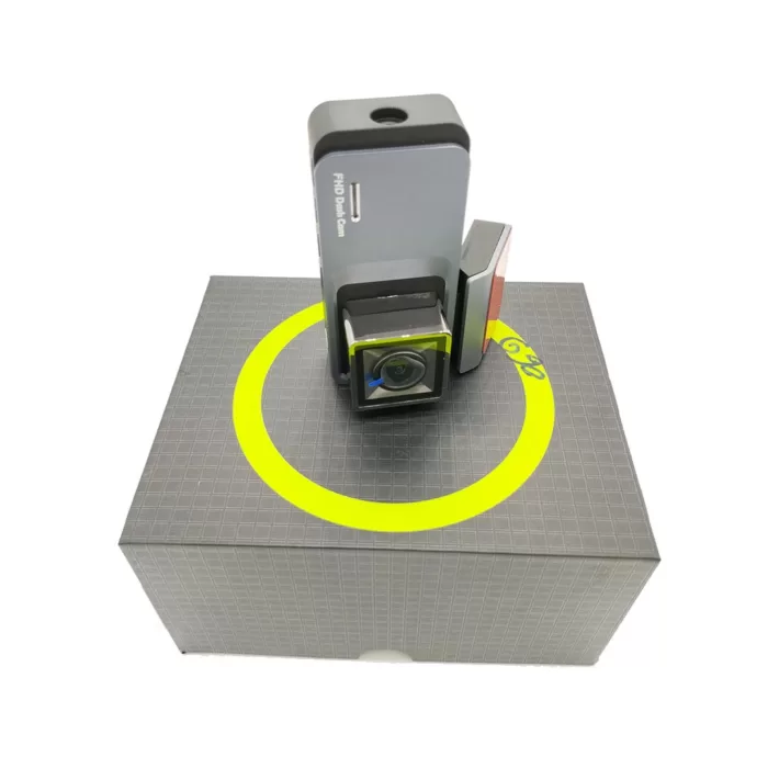 دوربین ثبت وقایع خودرو مدل G90 با کیفیت 4K و سه دوربین